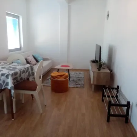 Flamanita Apartments Скопие Екстериор снимка